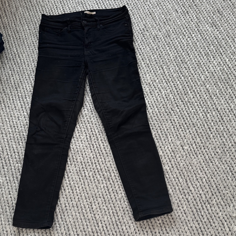 Levi's Women's black Skinny Jeans